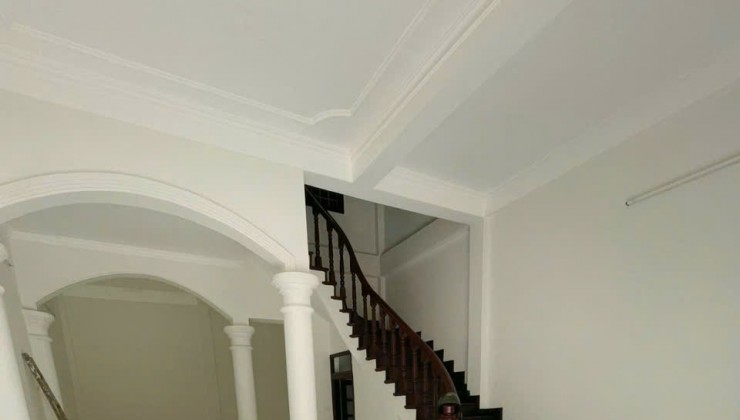 CHO THUÊ NHÀ NGUYÊN CĂN KHUẤT DUY TIẾN, QUẬN CẦU GIẤY, 55m2x 4 tầng, 22 Triệu